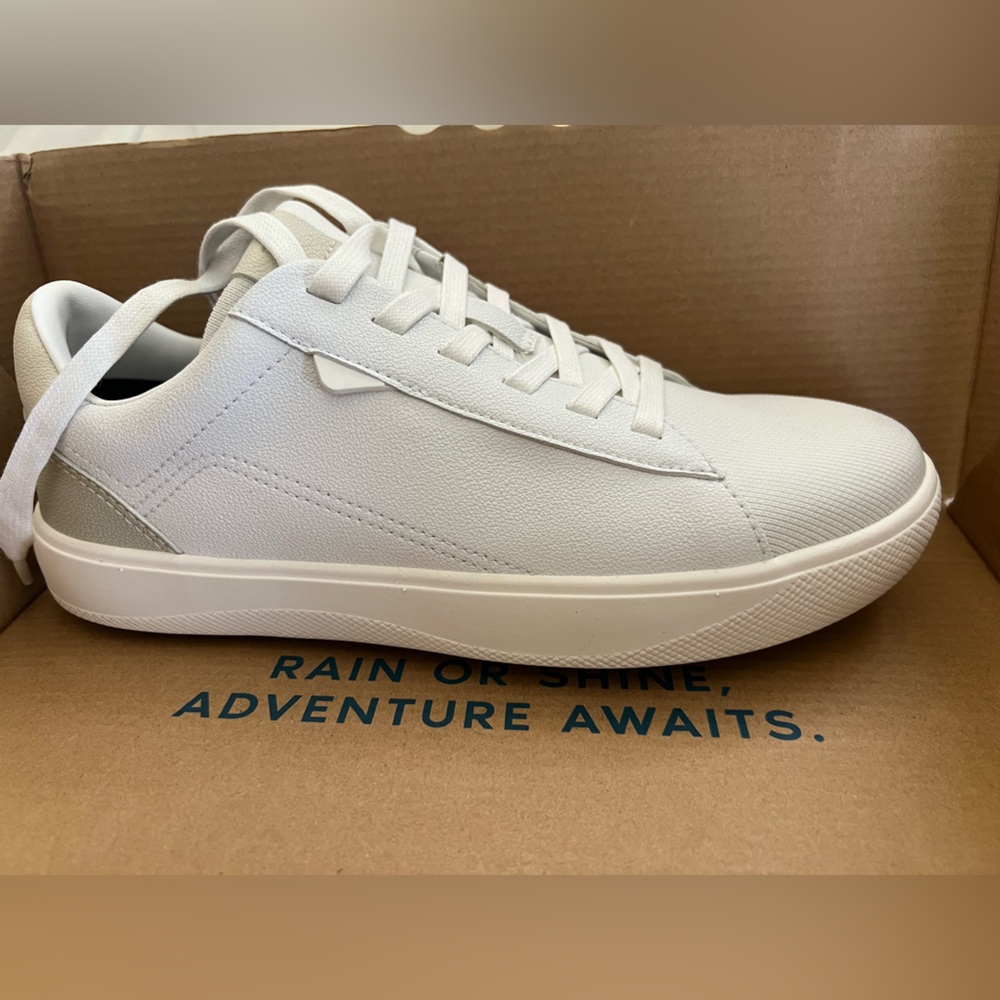 Vessi Soho Sneaker - Ivory White and Dune Beige
